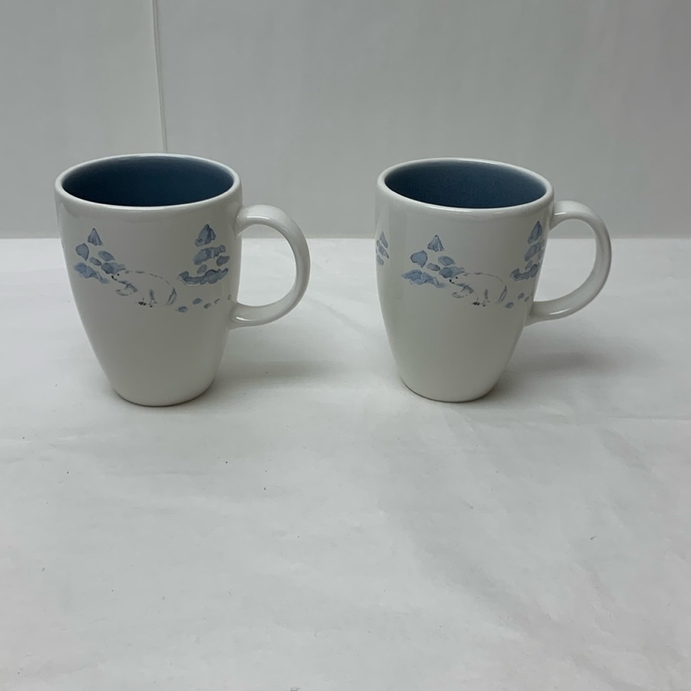 Set of 2 Pfaltzgraff Winter Frost Polar Bear Coffee Mugs